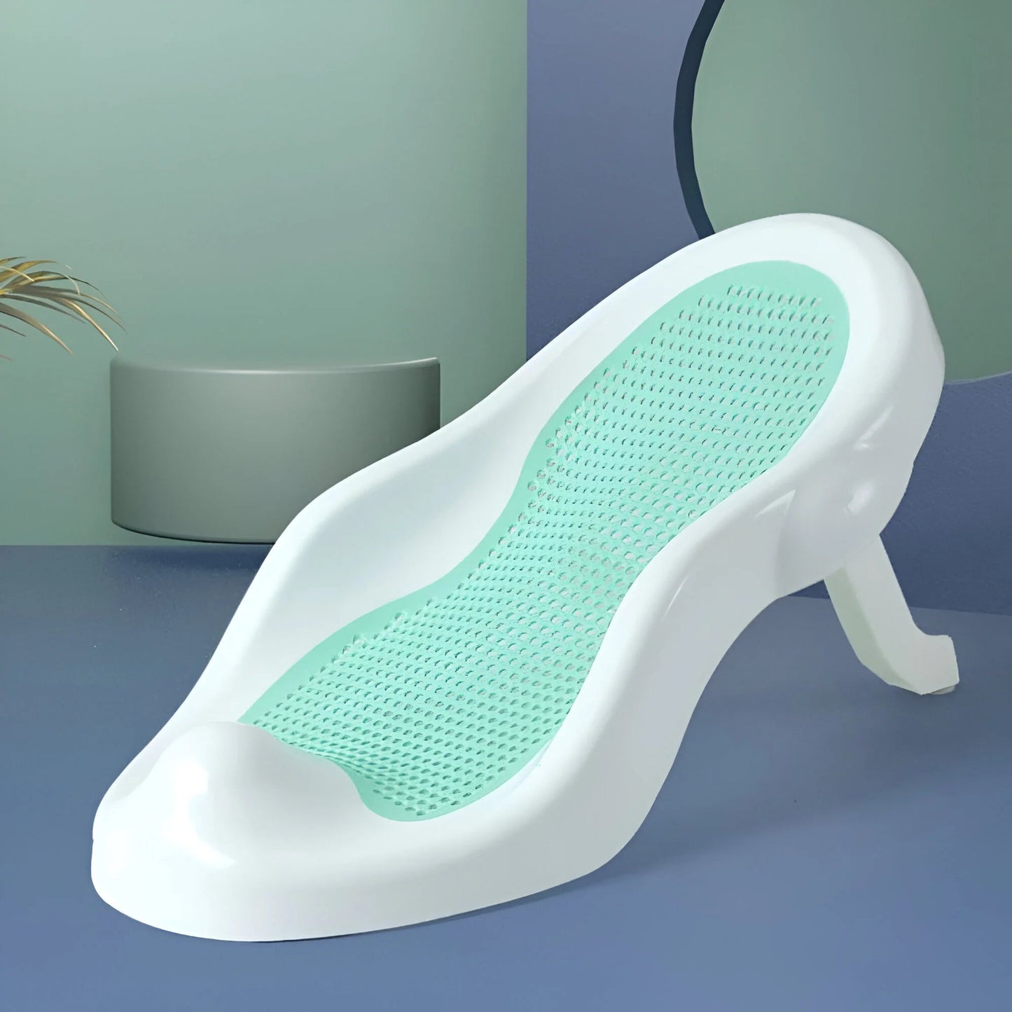 AquaNest -Safe & comfortable bath seat for