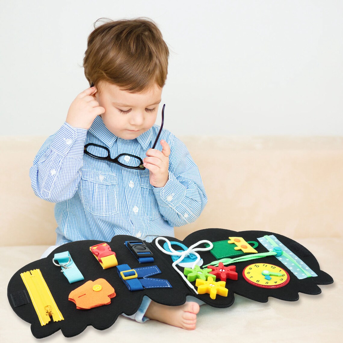 Dino Montessori Busy Book